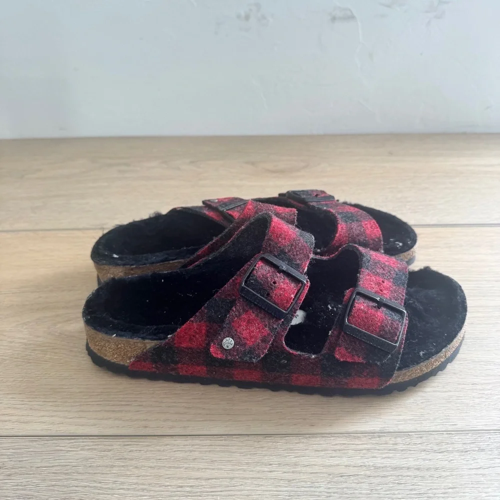 Birkenstock Sherling Checkered Sandals Size 40 - Picture 2 of 6